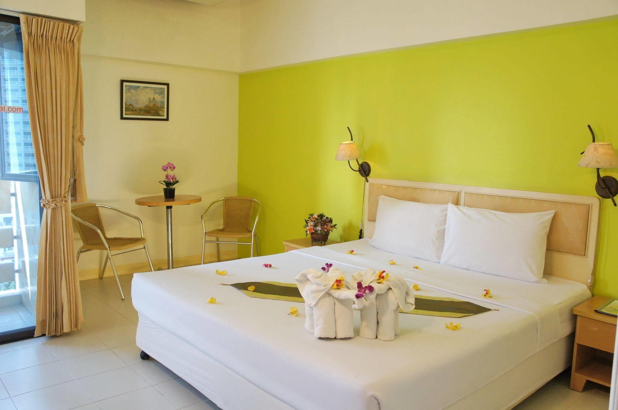 The Nest Serviced Apartment Bangkok Exterior foto