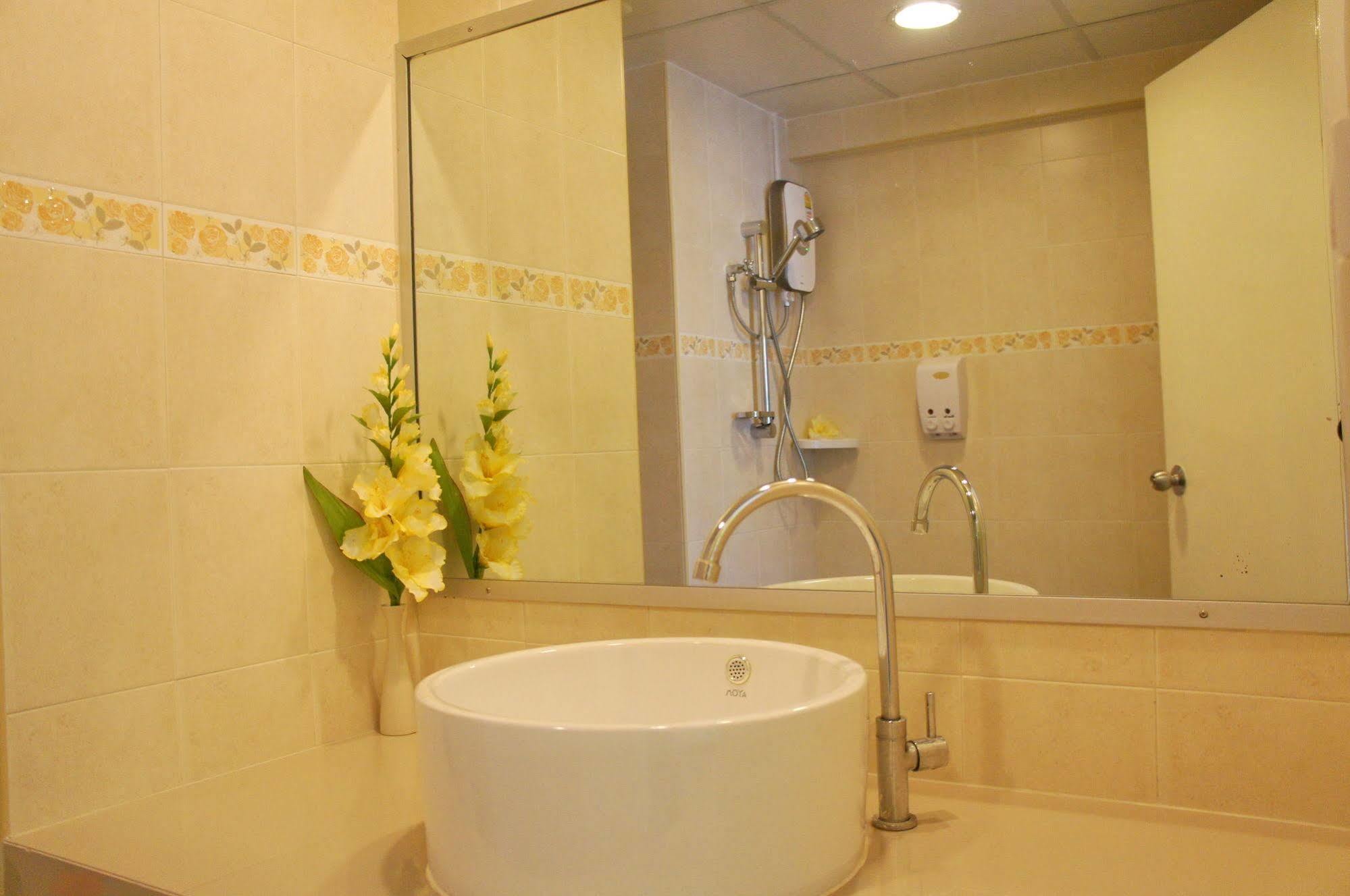 The Nest Serviced Apartment Bangkok Exterior foto