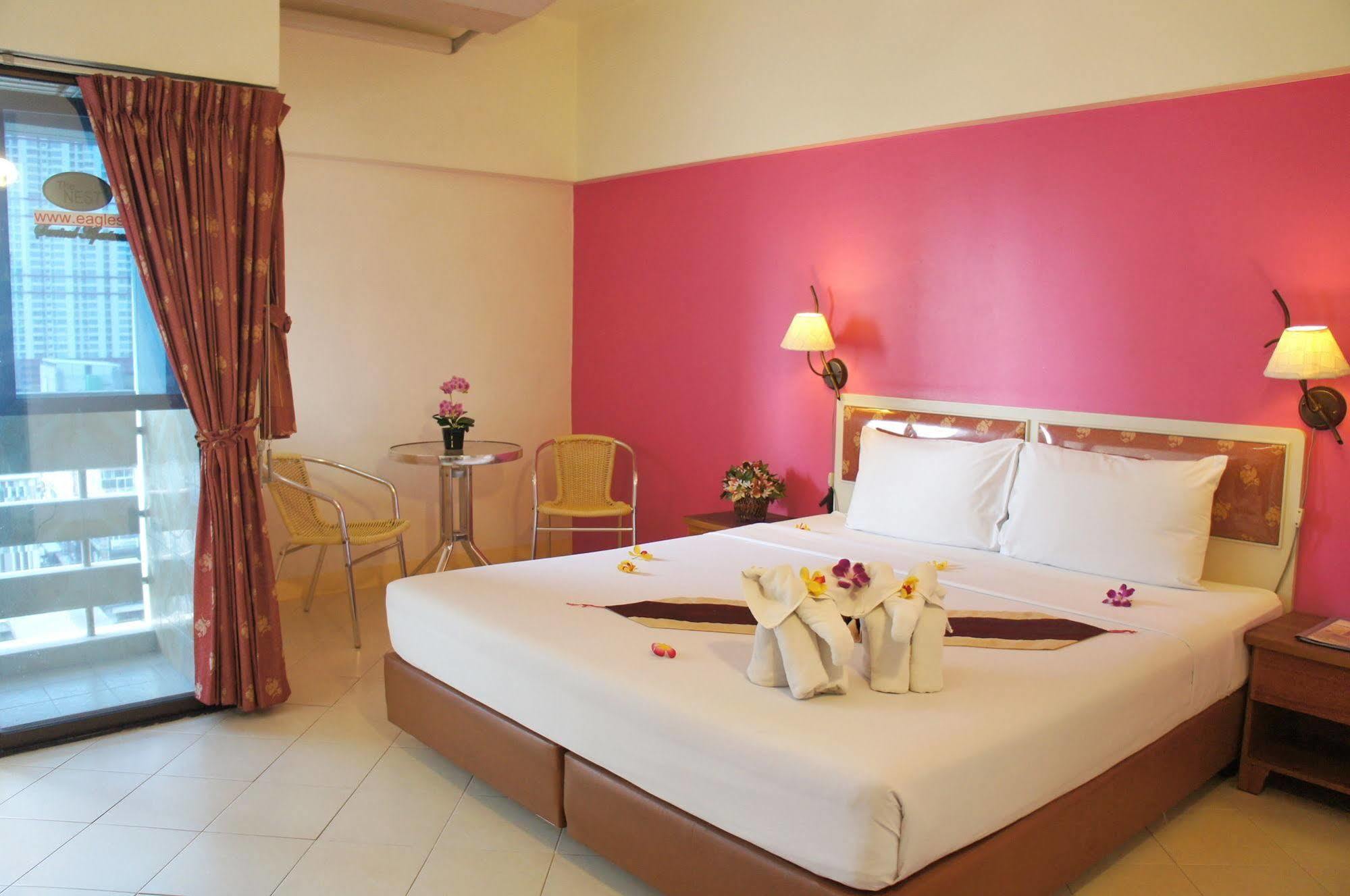 The Nest Serviced Apartment Bangkok Exterior foto